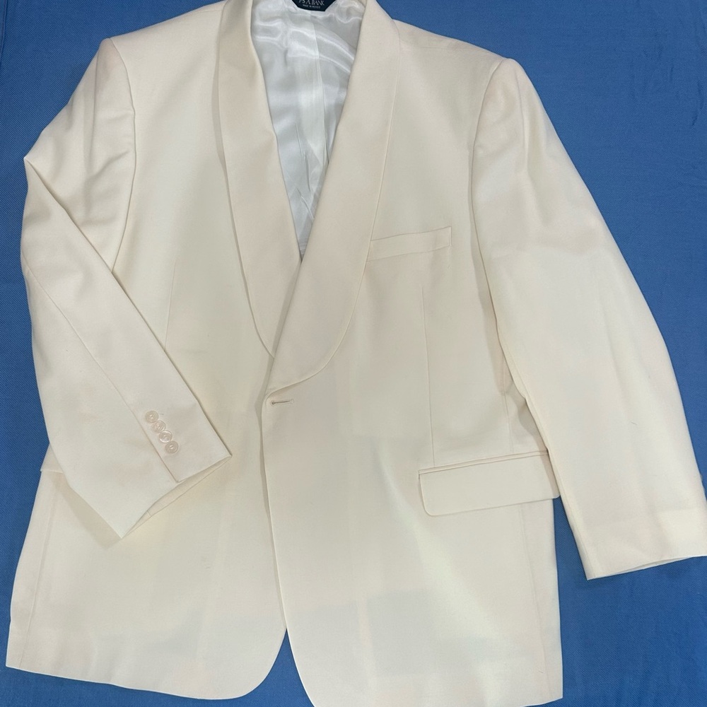 Elegant Cream Blazer